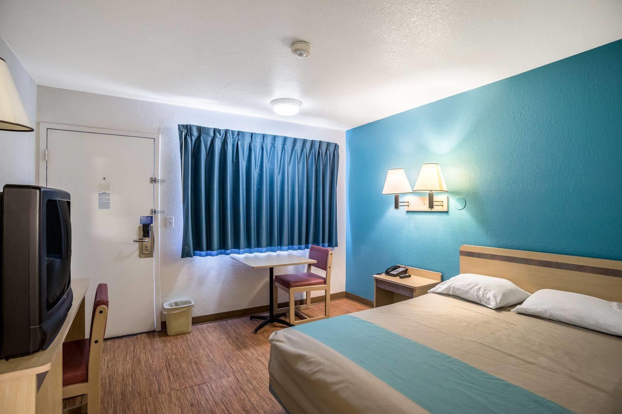 Oyo Hotel Willcox Exterior photo